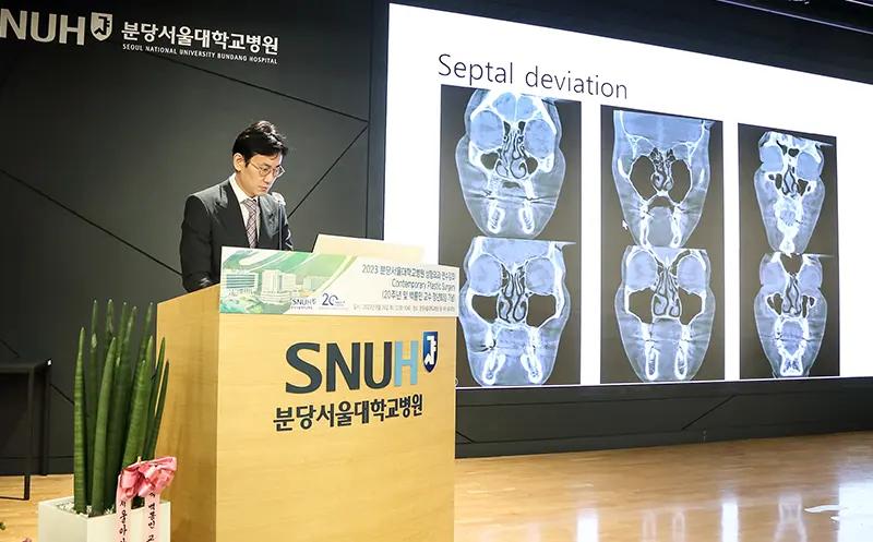 Participation in domestic
 and international symposiums
