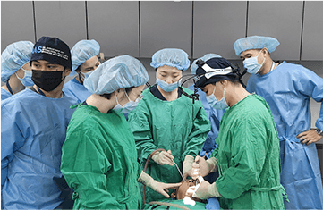 Live Surgery for Facial Contouring