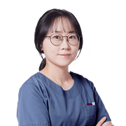 Dr. Lee Yoon-Hyo 