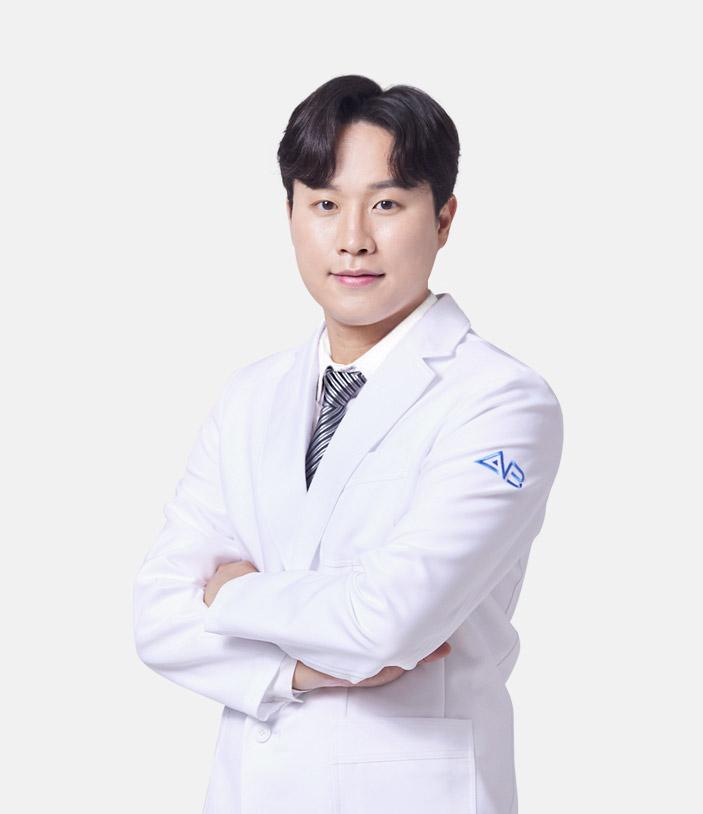 Dr. Kim Seung-Hyun at AB Plastic Surgery