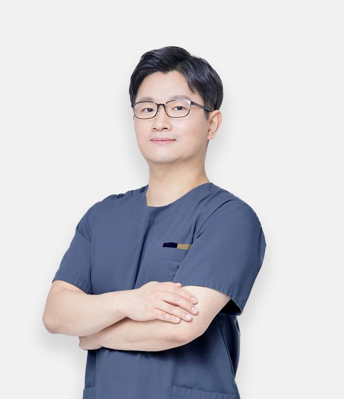 Dr. Kwon Yong-Seok at AB Plastic Surgery