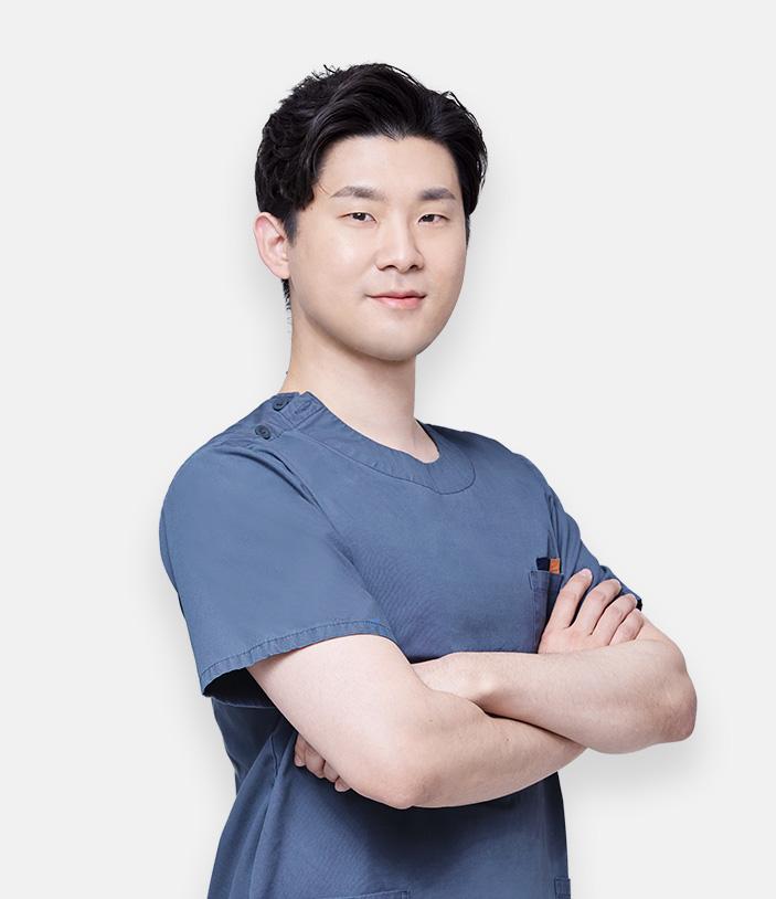 Dr. Park Yoon-Sang at AB Plastic Surgery