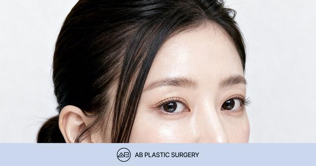 Forehead Lift vs. Brow Lift: A Complete Guide to the Differences and Which Procedure Is Right for You thumbnail