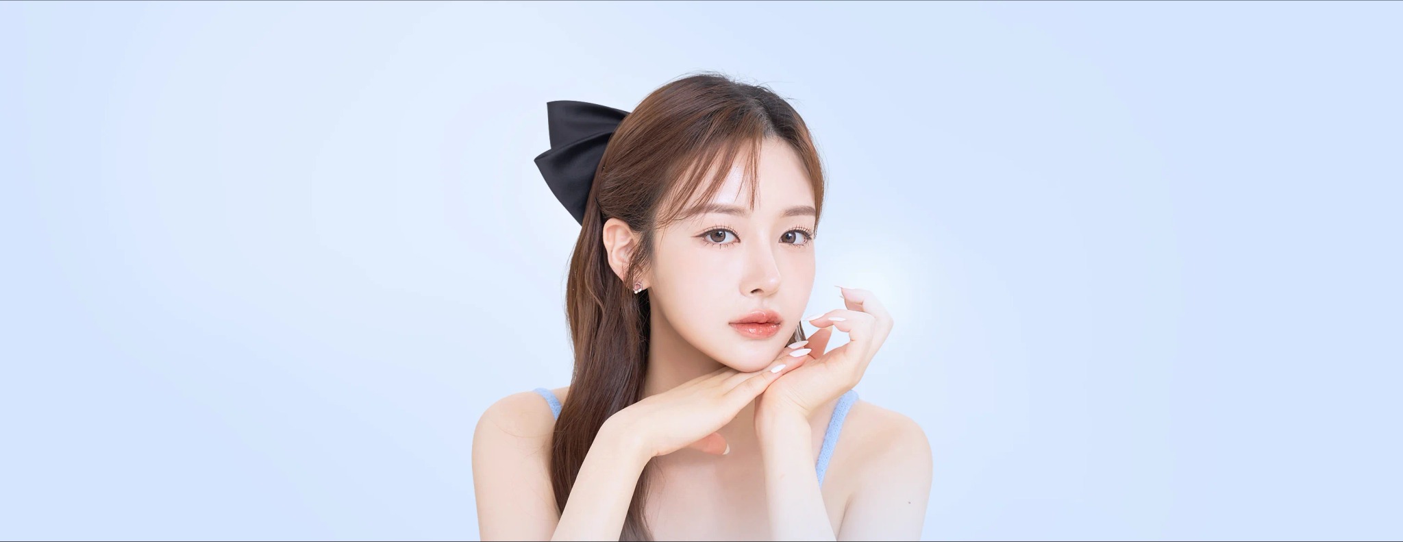 NaturGlow transparent adhesion eye surgery bottom banner