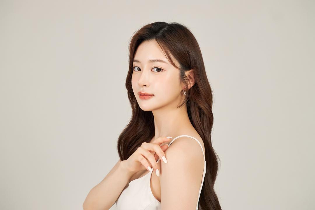 The Korean Arm Liposuction That Eliminates 'Bat Wings' Forever