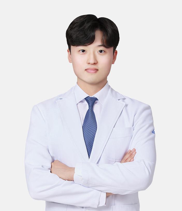 Dr. Kwon Bo-Hyun at AB Plastic Surgery