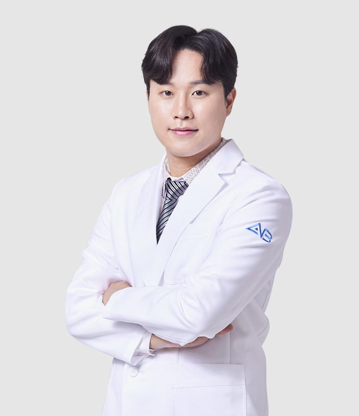 Dr. Kim Seung-Hyun at AB Plastic Surgery