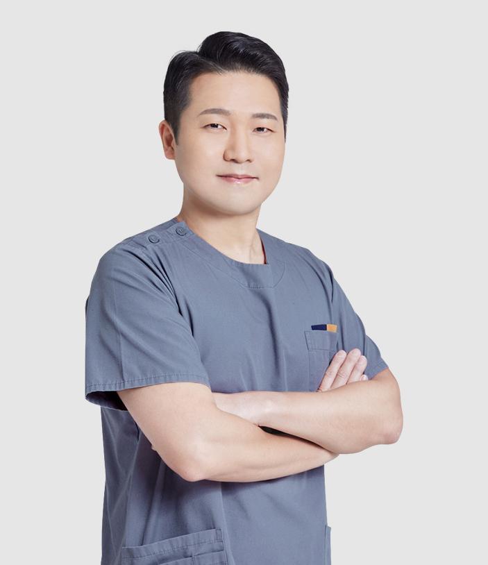 Dr. Hong Seok-Hwan at AB Plastic Surgery