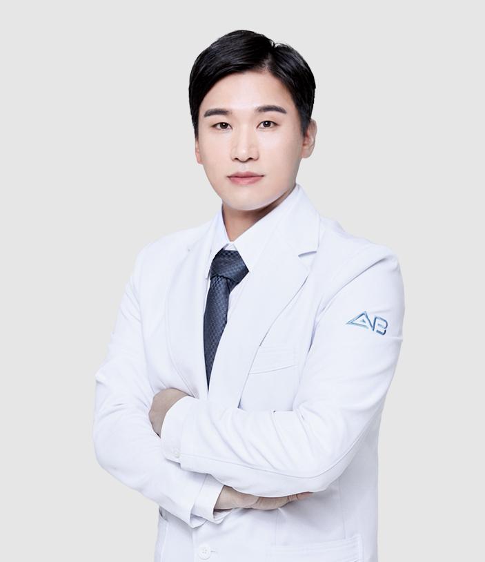 Dr. Cho Dong-Pill at AB Plastic Surgery